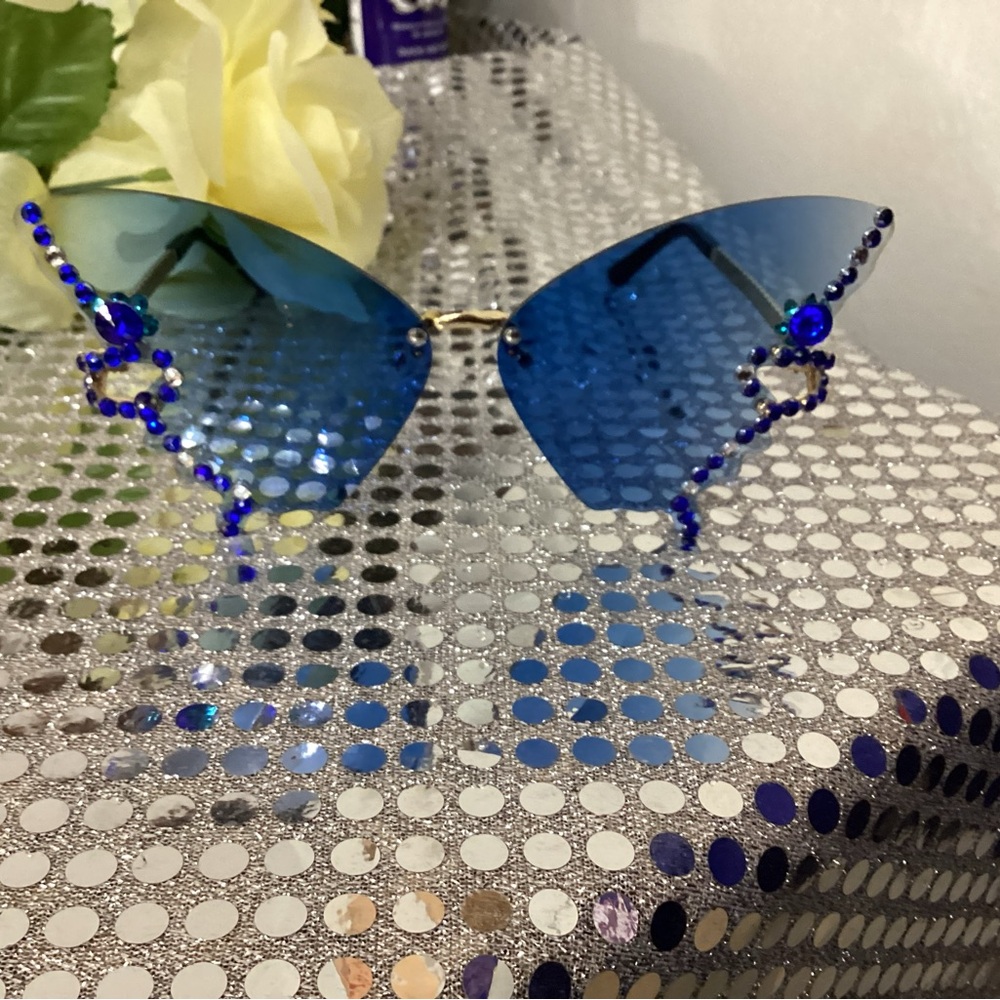 Blue bling rhinestone sunglasses new